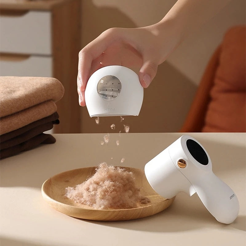 Smart Fabric Shaver — Removes Lint & Makes Clothes Look New Again ✨